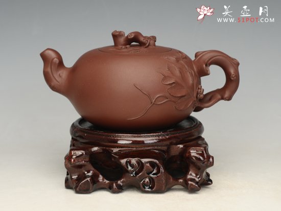 紫砂壶图片：松鼠葡萄  容量：300cc - 宜兴紫砂壶网