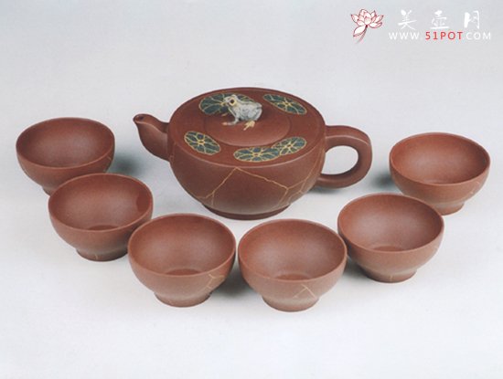 紫砂壶图片：荷塘情趣茶具 - 宜兴紫砂壶网