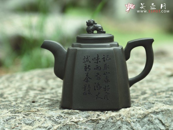 紫砂壶图片：神兽 - 宜兴紫砂壶网