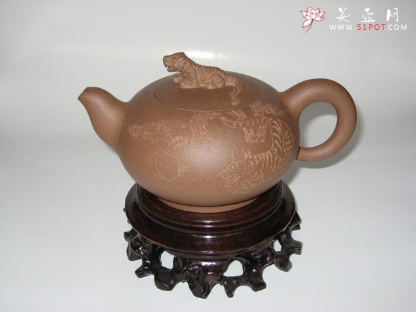 紫砂壶图片：虎虎生风 - 宜兴紫砂壶网