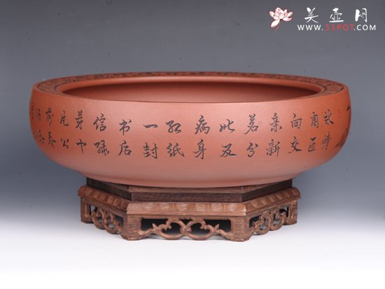 紫砂壶图片：陶刻水洗 - 宜兴紫砂壶网