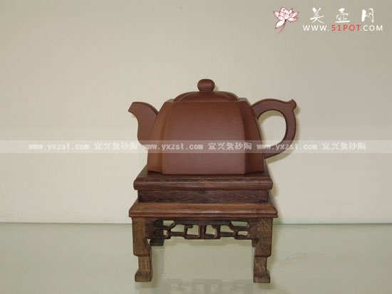 紫砂壶图片：抽角四方 - 宜兴紫砂壶网