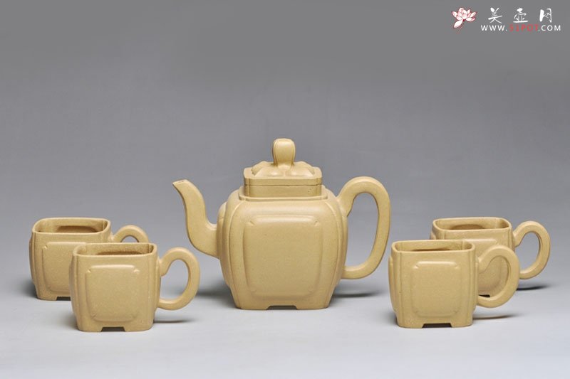 紫砂壶图片：开光菱花组壶 - 宜兴紫砂壶网