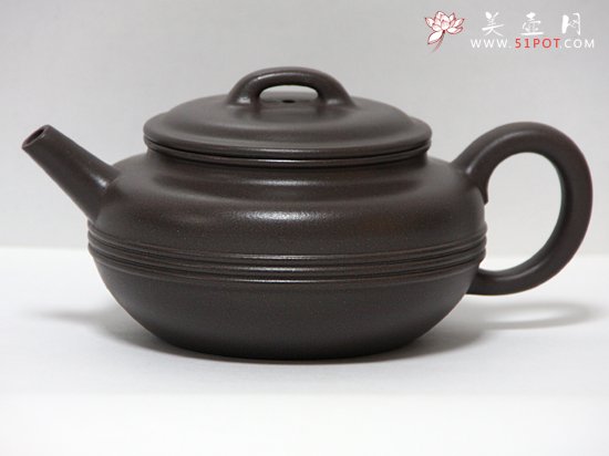 紫砂壶图片：三线扁壶 - 宜兴紫砂壶网