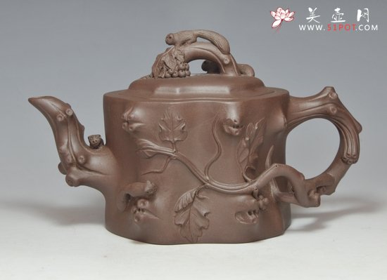 紫砂壶图片：松鼠葡萄桩 - 宜兴紫砂壶网