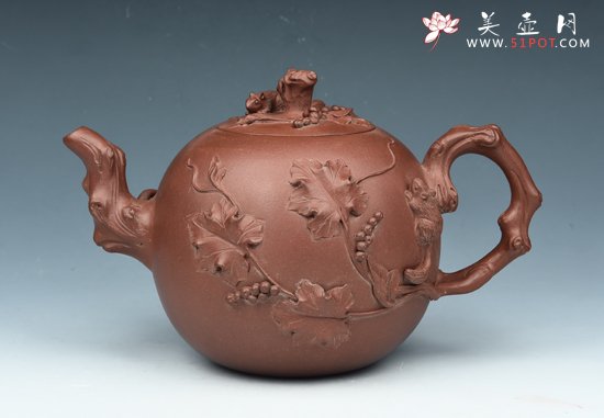 紫砂壶图片：葡萄松鼠 - 宜兴紫砂壶网