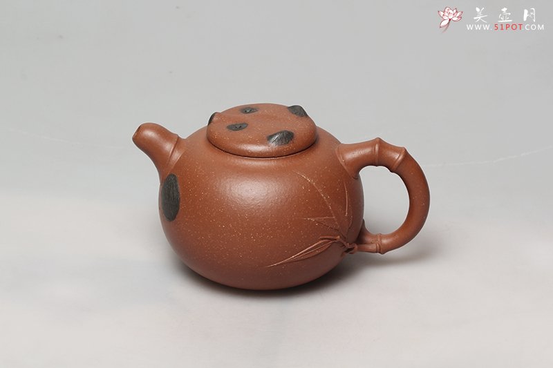 紫砂壶图片：熊猫 - 宜兴紫砂壶网