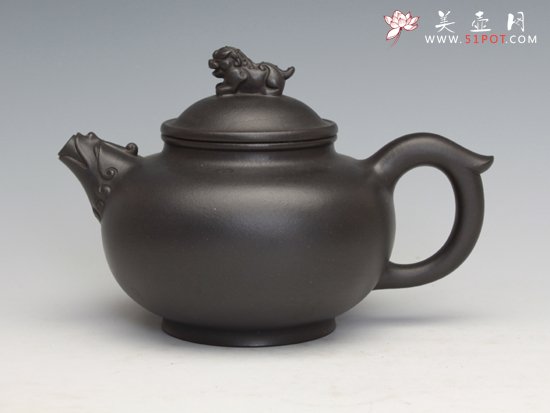 紫砂壶图片：圣狮纳福壶  泥料... - 宜兴紫砂壶网