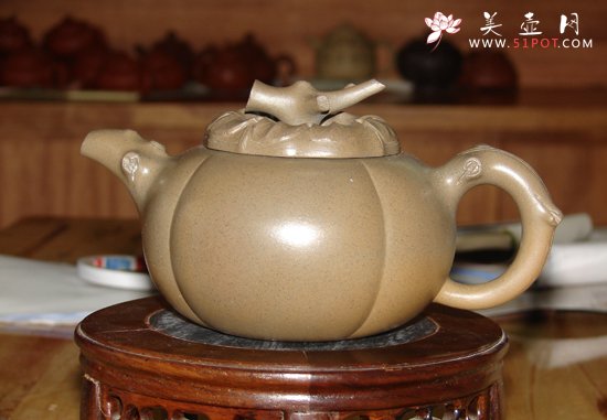 紫砂壶图片：桃叶壶 - 宜兴紫砂壶网