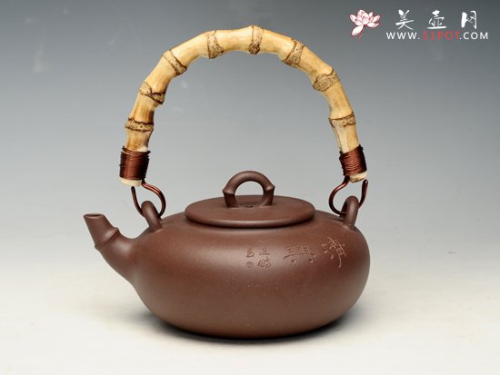 紫砂壶图片：君子提梁之竹 - 宜兴紫砂壶网