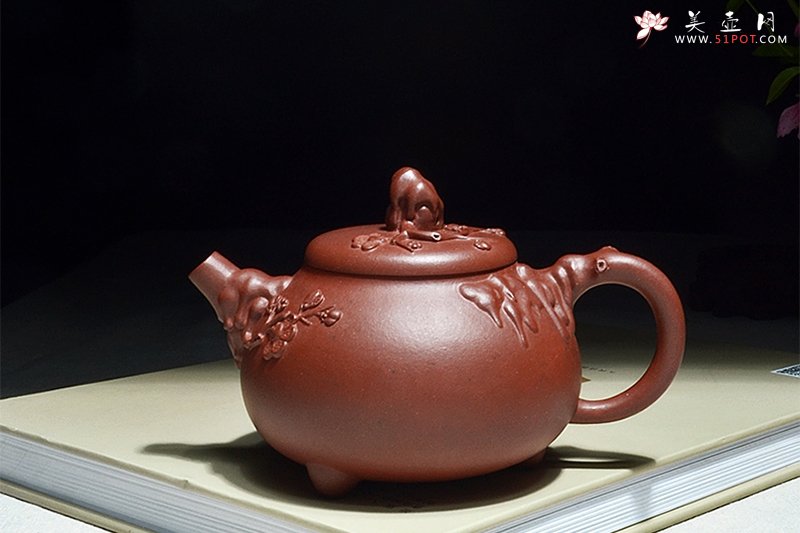 紫砂壶图片：踏雪寻梅 - 宜兴紫砂壶网