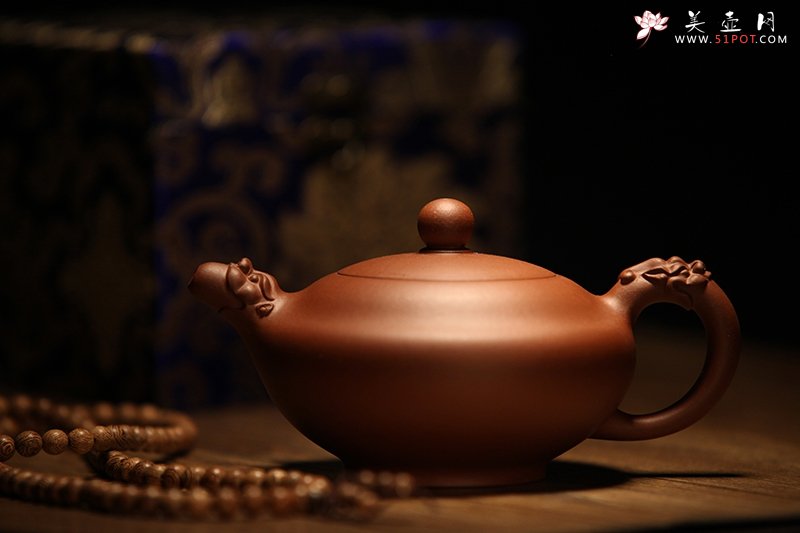 紫砂壶图片：双龙戏珠 - 宜兴紫砂壶网