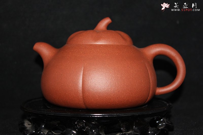 紫砂壶图片：吕氏金瓜 - 宜兴紫砂壶网
