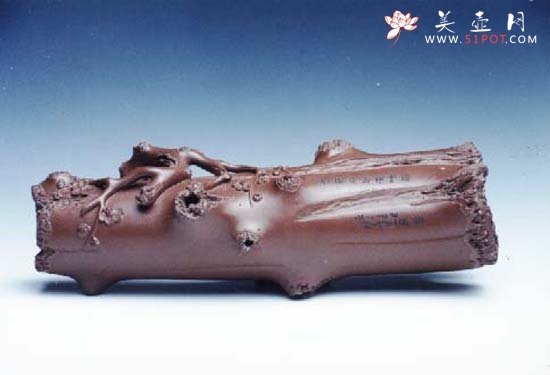 紫砂壶图片：梅桩陈设，鲍志强刻 - 宜兴紫砂壶网