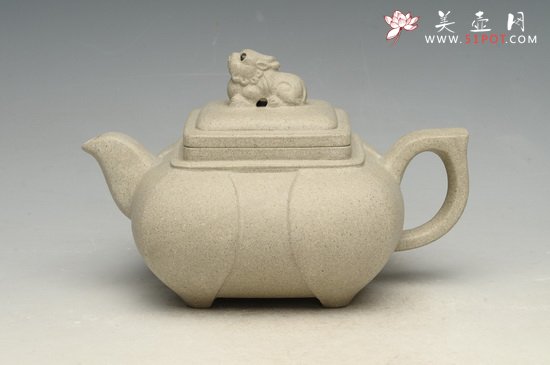 紫砂壶图片：四方祥瑞 - 宜兴紫砂壶网