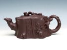 紫砂壶图片：松鼠葡萄桩壶 - 宜兴紫砂壶网