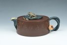 紫砂壶图片：荷塘蛙声 - 宜兴紫砂壶网