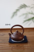 紫砂壶图片：玉提如意 - 宜兴紫砂壶网