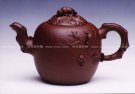 紫砂壶图片：松鼠葡萄 - 宜兴紫砂壶网