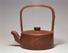 紫砂壶图片：山水提梁 - 宜兴紫砂壶网