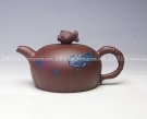紫砂壶图片：鱼戏荷塘 - 宜兴紫砂壶网