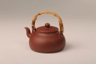 紫砂壶图片：软提梁壶 - 宜兴紫砂壶网