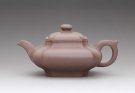 紫砂壶图片：抽角水扁 - 宜兴紫砂壶网