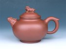 紫砂壶图片：圣狮纳福壶 - 宜兴紫砂壶网