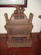 紫砂壶图片：狮球鼎 - 宜兴紫砂壶网