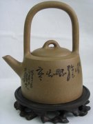 紫砂壶图片：曼生提梁壶1 - 宜兴紫砂壶网