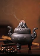 紫砂壶图片：蝠在眼前香炉 - 宜兴紫砂壶网