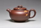紫砂壶图片：《玉兰花》泥料：紫泥  容量：350cc - 宜兴紫砂壶网