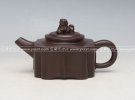紫砂壶图片：锦囊狮灯 - 宜兴紫砂壶网