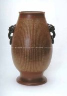 紫砂壶图片：千禧千寿双耳瓶 - 宜兴紫砂壶网