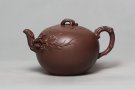 紫砂壶图片：松鼠葡萄 - 宜兴紫砂壶网