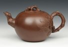 紫砂壶图片：松鼠葡萄 - 宜兴紫砂壶网