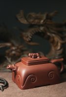 紫砂壶图片：东方龙 - 宜兴紫砂壶网