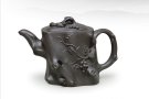 紫砂壶图片：藏鼠葡萄壶 - 宜兴紫砂壶网