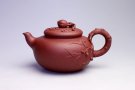 紫砂壶图片：寿桃壶 - 宜兴紫砂壶网