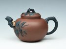 紫砂壶图片：松鼠葡萄 - 宜兴紫砂壶网