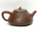 紫砂壶图片：石瓢（陶刻人物情趣） - 宜兴紫砂壶网