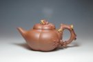紫砂壶图片：松鼠桃叶 - 宜兴紫砂壶网