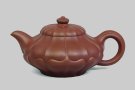 紫砂壶图片：扁合菱壶 - 宜兴紫砂壶网